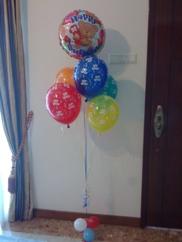 18" Happy Birthday Balloon Bouquet