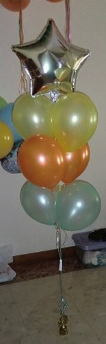18" Star Foil & 6 Latex Balloon Bouquet