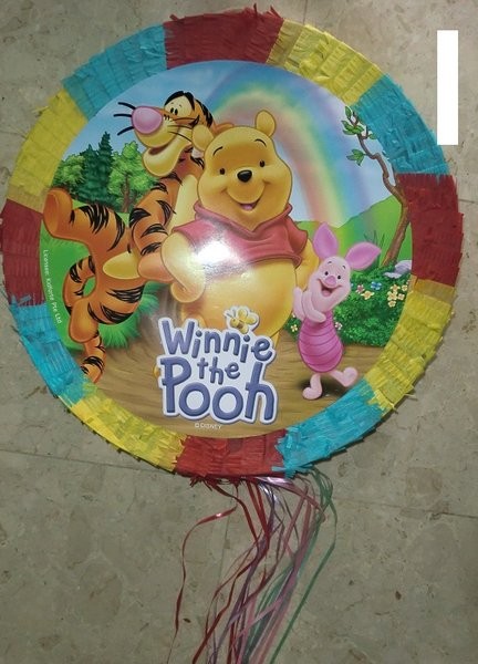 Pooh & Friends Pull String Piñata
