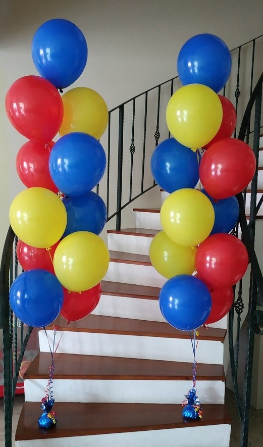 11pcs Latex Balloon Display - red, blue and yellow