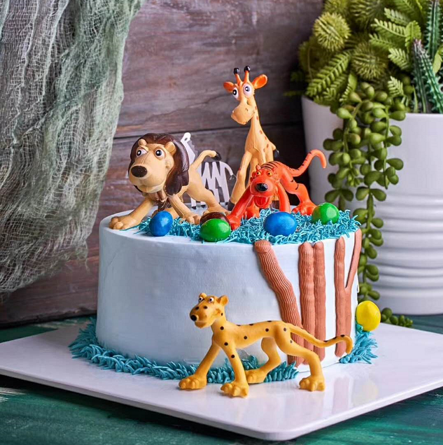 Safari's World 6 Pieces Cake Topper Set